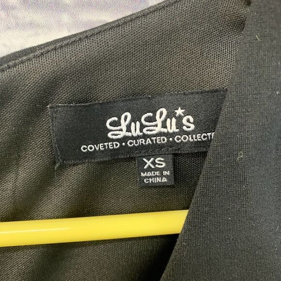 Lulus Black Hello World V Neck Midi Sleeveless Dress Size XS - Picture 4 of 6